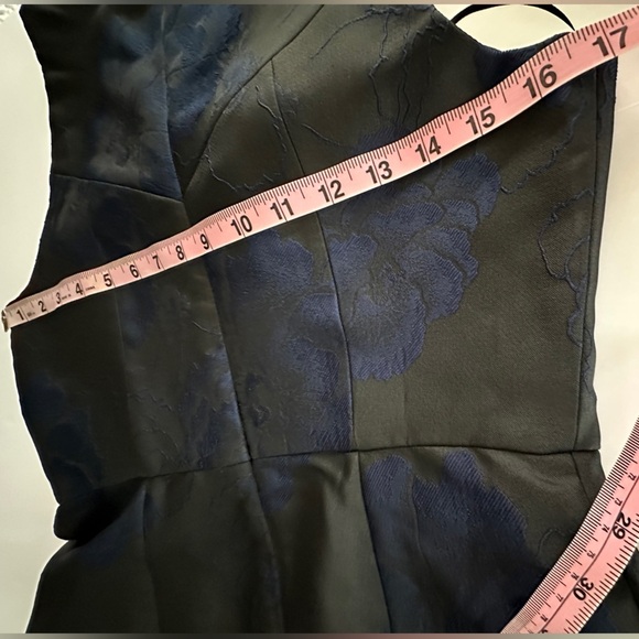 Halston Heritage Navy Floral Jacquard Fit & Flare Pleated Mini Dress Size 4 - Picture 8 of 16